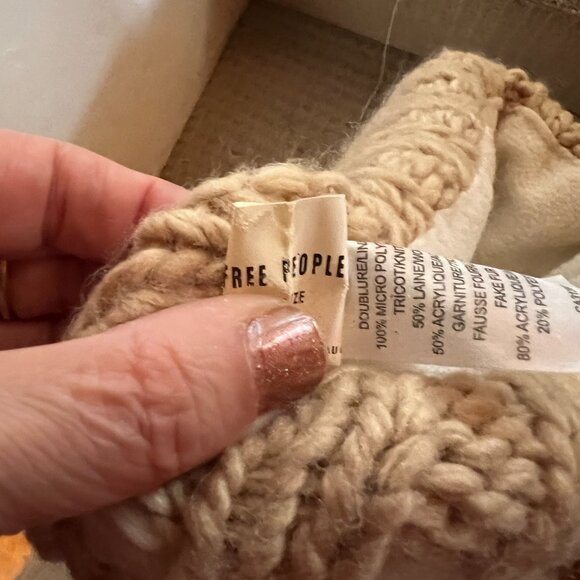 CLOSE OUT SALE: Free People Tan & Pink Knit Beanie - One Size - Picture 6 of 6